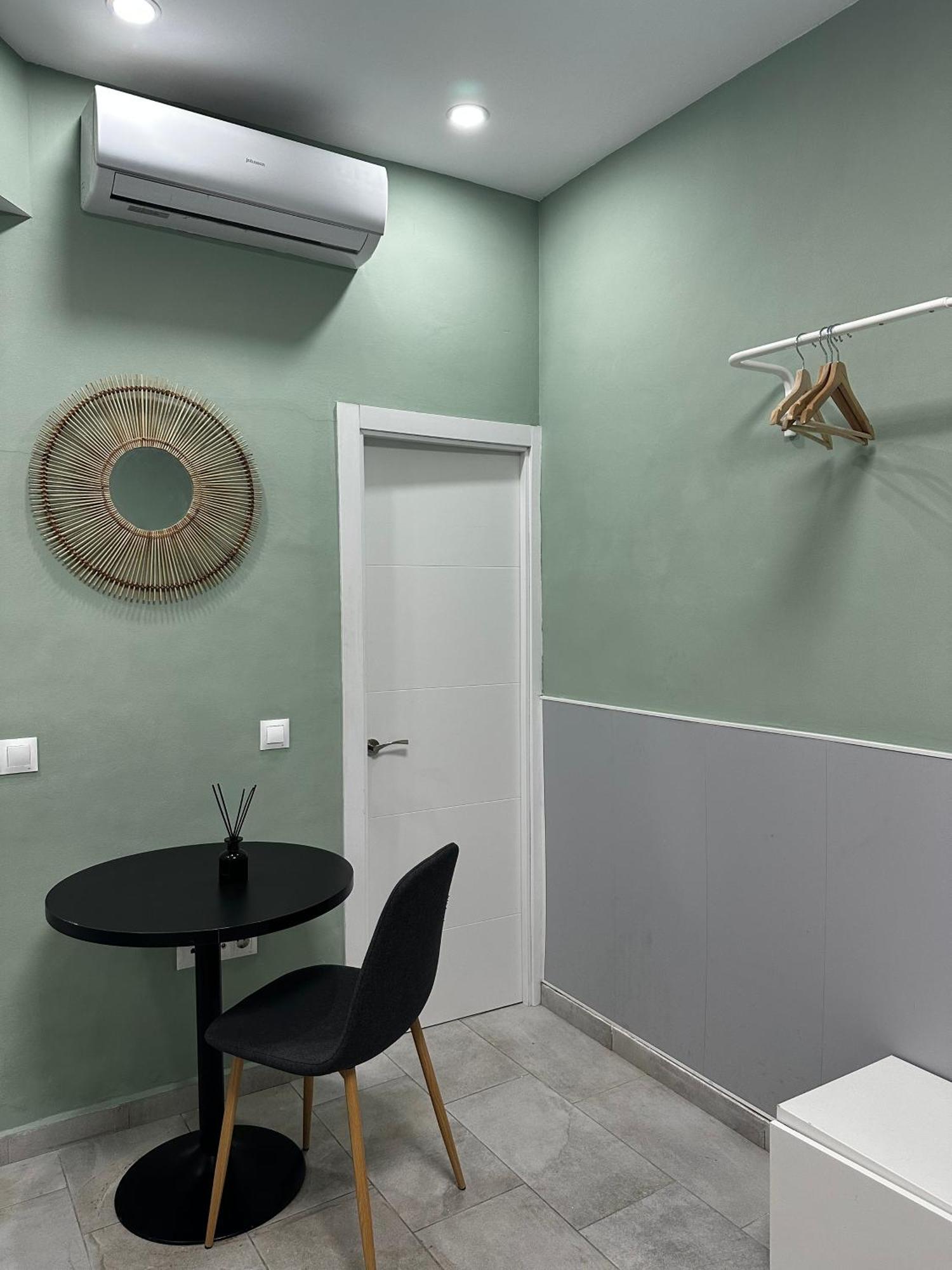 Lovely Rental Unital มาลากา ภายนอก รูปภาพ