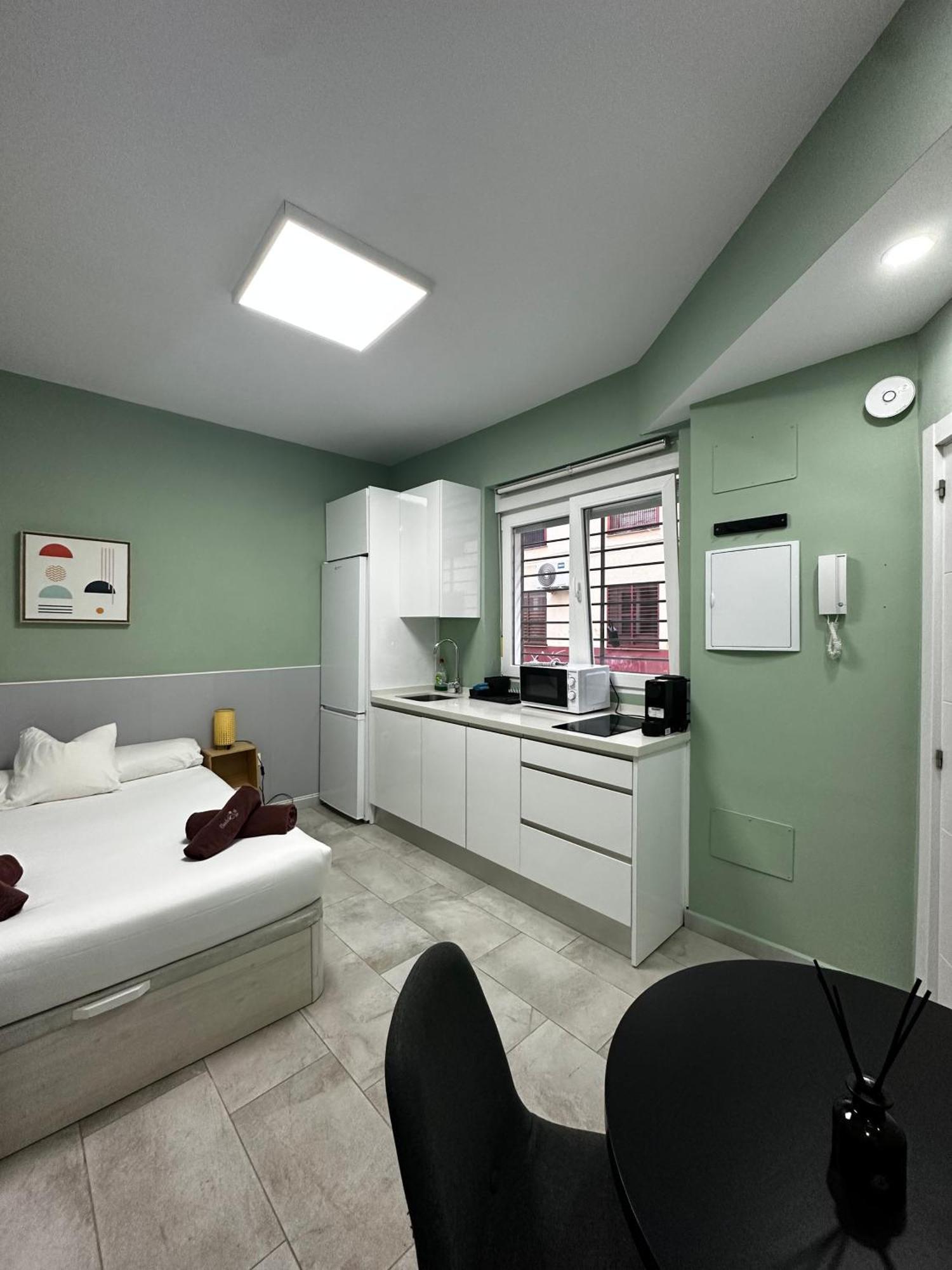 Lovely Rental Unital มาลากา ภายนอก รูปภาพ